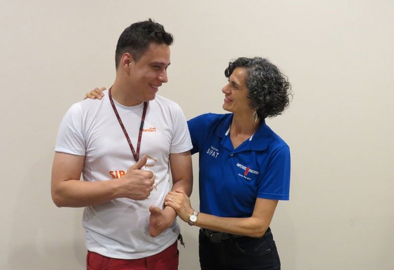 acidente domestico crianca superacao protese