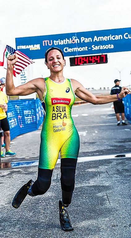 adriele silva triatlon