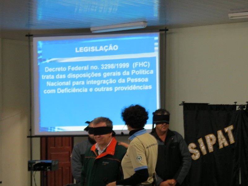 diferente-diversidade-inclusão-igualdade-direito-deficiente-visual